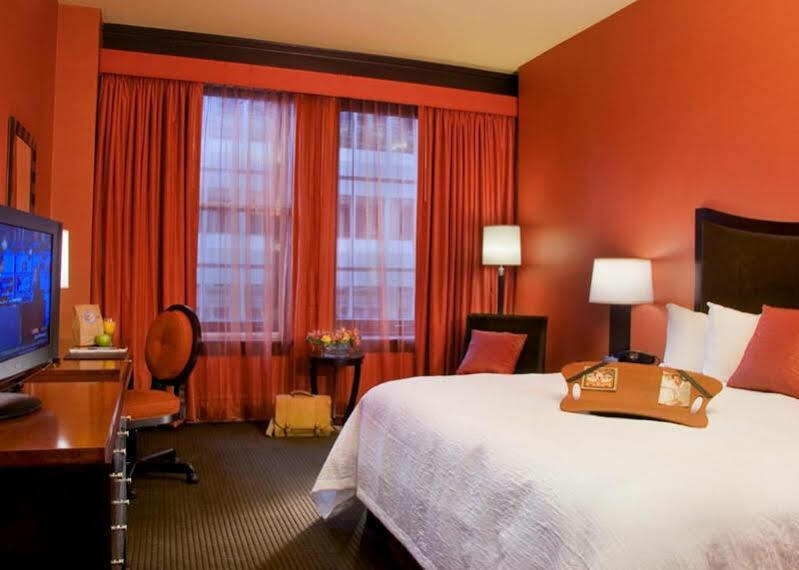 Hampton Inn Majestic Chicago Theatre District Zewnętrze zdjęcie